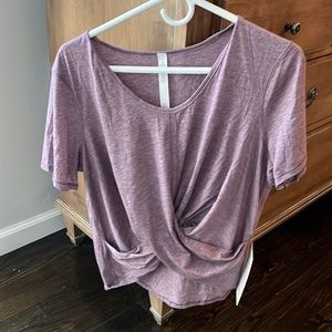 Lululemon 10 shirt purple short sleeved